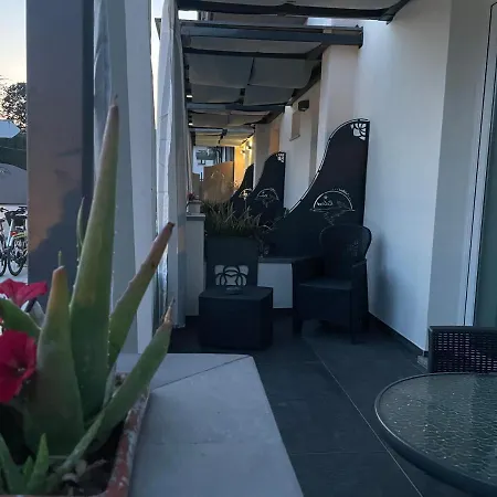 Garda Relais Luna Blu Πανσιόν 3*