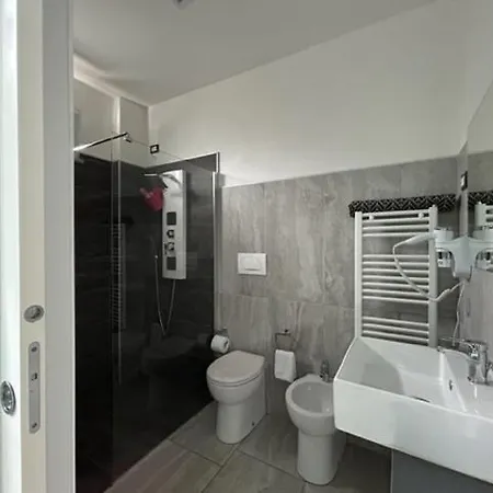 Garda Relais Luna Blu Konukevi 3*