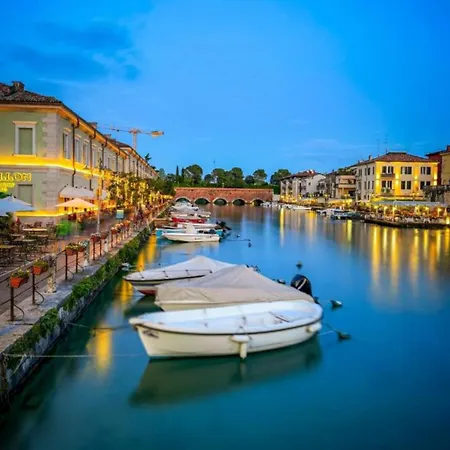 Garda Relais Luna Blu Konukevi Peschiera del Garda