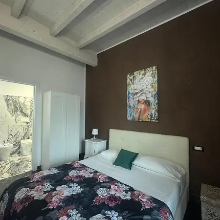 Garda Relais Luna Blu Konukevi 3*