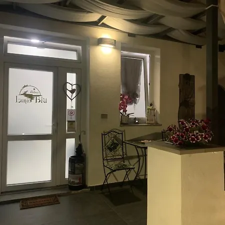 Garda Relais Luna Blu 招待所 3*